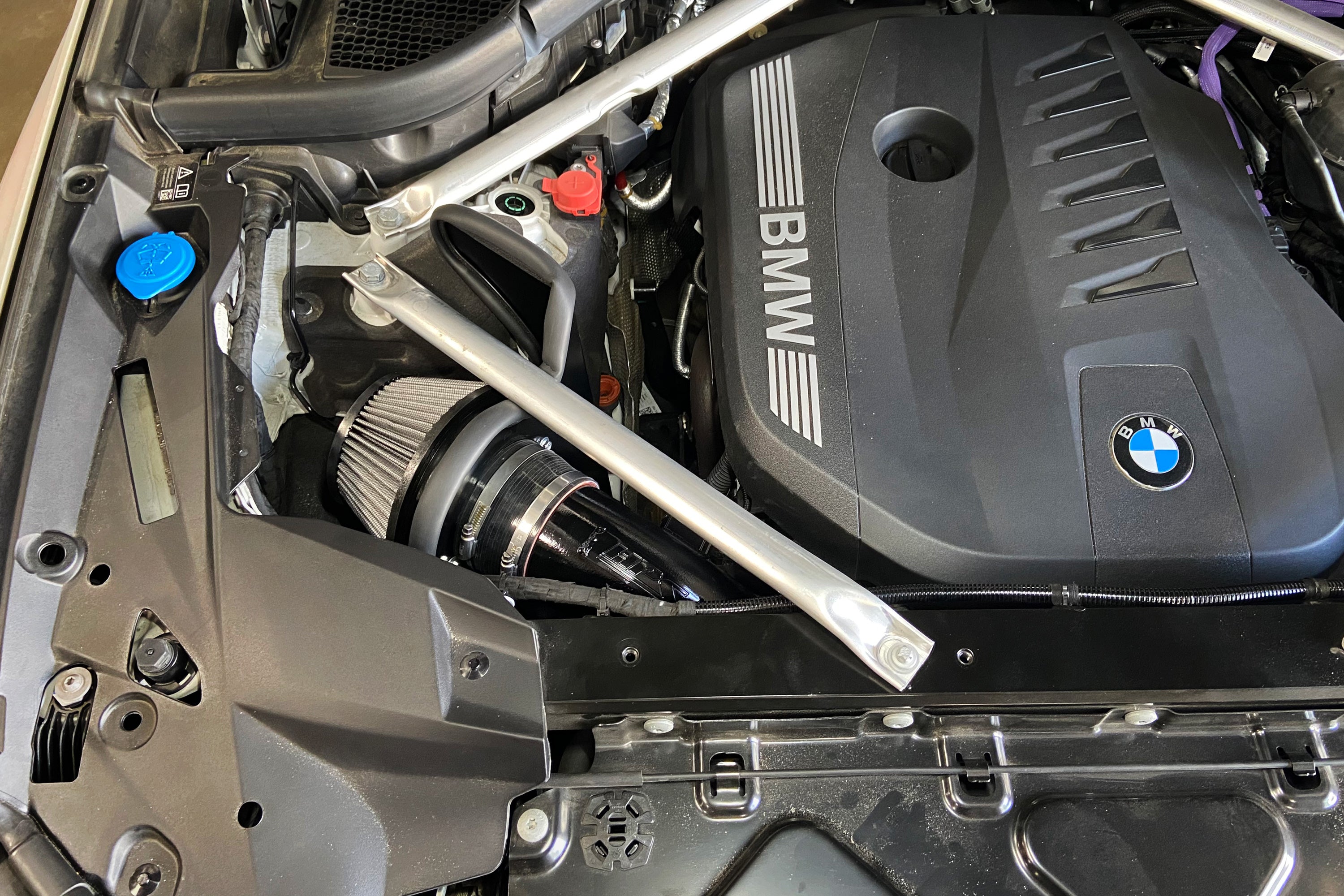 HPS Performance Air Intake Kit 827-739R Red - 827-739R