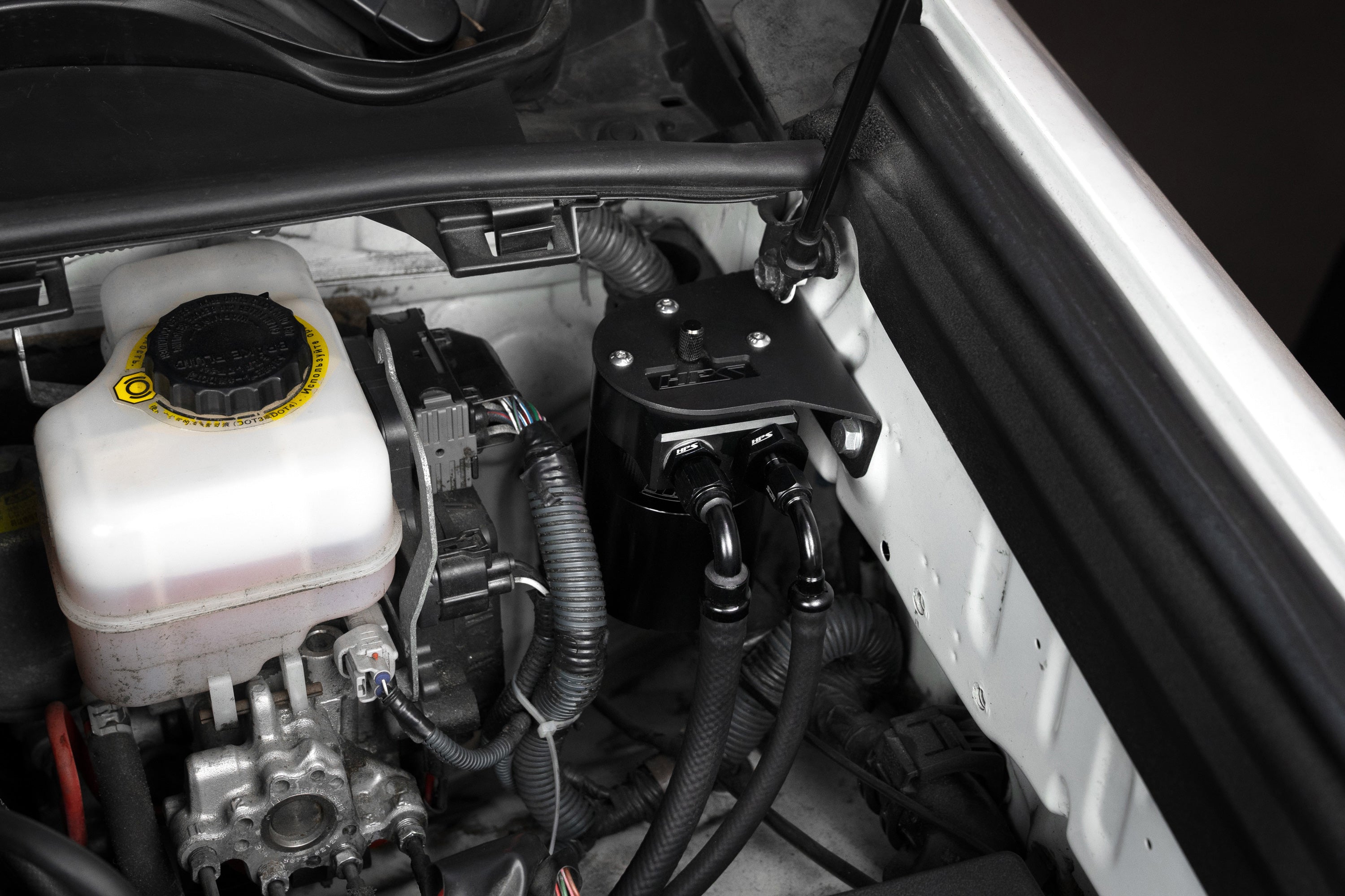 HPS Performance Oil Catch Can Kit 860-010WB, Black - 860-010WB